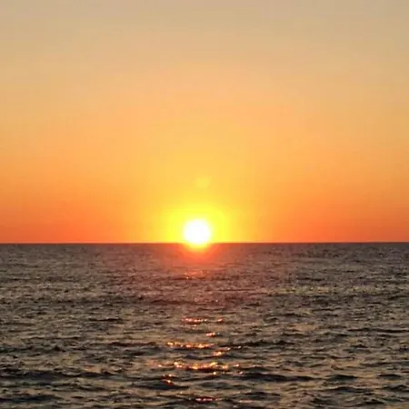 Apartment 4 Couchages, Climatise A 150m De La Route Des Sanguinaires, Parking Prive *