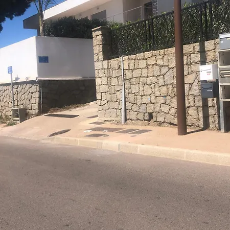 4 Couchages, Climatise A 150m De La Route Des Sanguinaires, Parking Prive Apartment Ajaccio (Corsica)