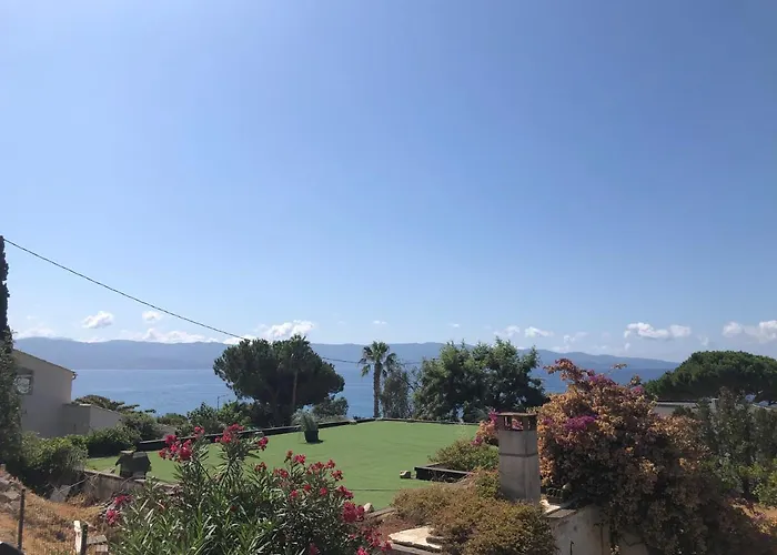 Apartmán 4 Couchages, Climatise A 150m De La Route Des Sanguinaires, Parking Prive