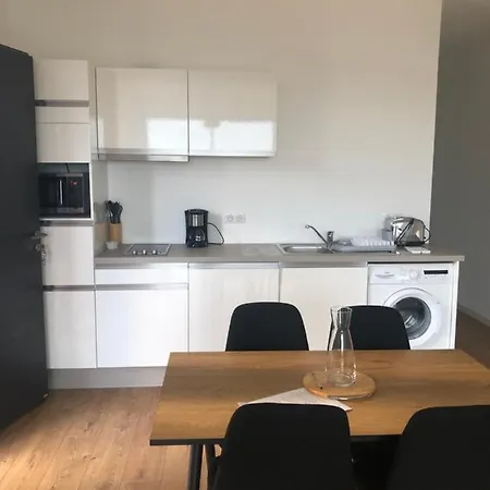 Apartment Ajaccio 4 Couchages, Climatise A 150m De La Route Des Sanguinaires, Parking Prive