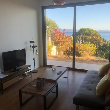 4 Couchages, Climatise A 150m De La Route Des Sanguinaires, Parking Prive