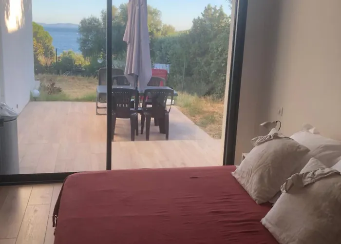 Apartmán 4 Couchages, Climatise A 150m De La Route Des Sanguinaires, Parking Prive *